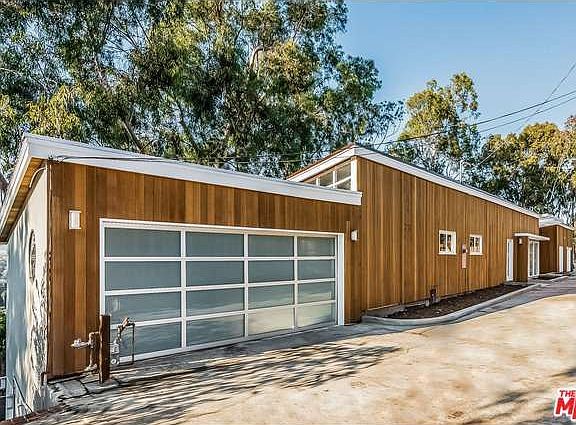 4th image of 2275 Hidalgo Ave