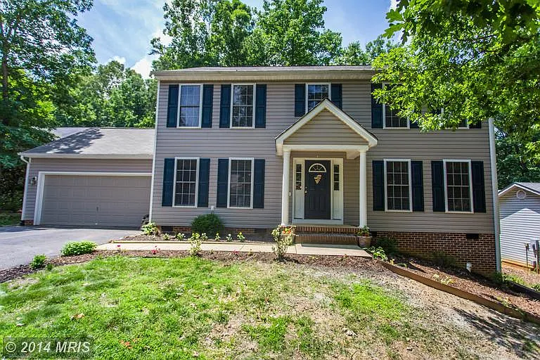 138 Jefferson Ave photo 1