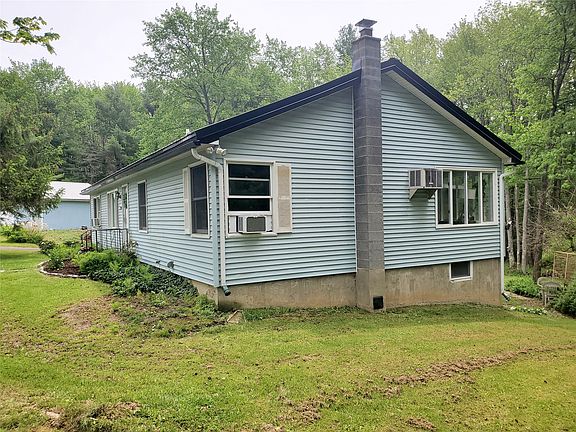 3rd image of 220 Brinkman Rd