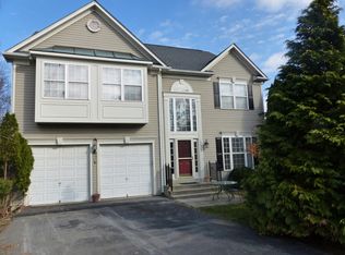 12903 Summit Ridge Ter, Germantown, MD 20874