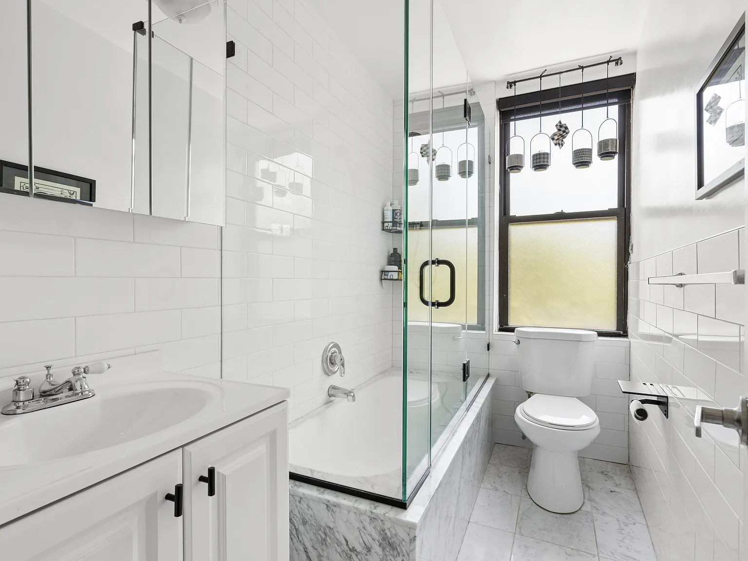 675 Walton Avenue — Photo 3