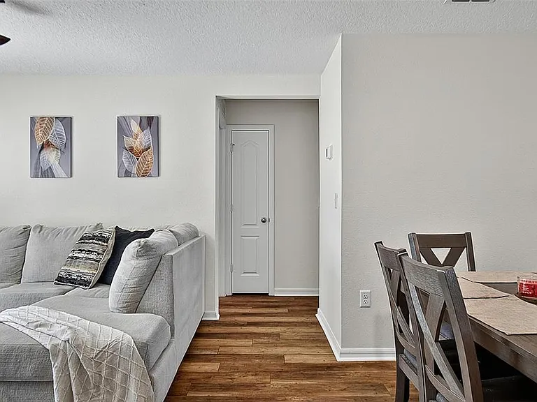 70 Pebble Beach Dr — Photo 29