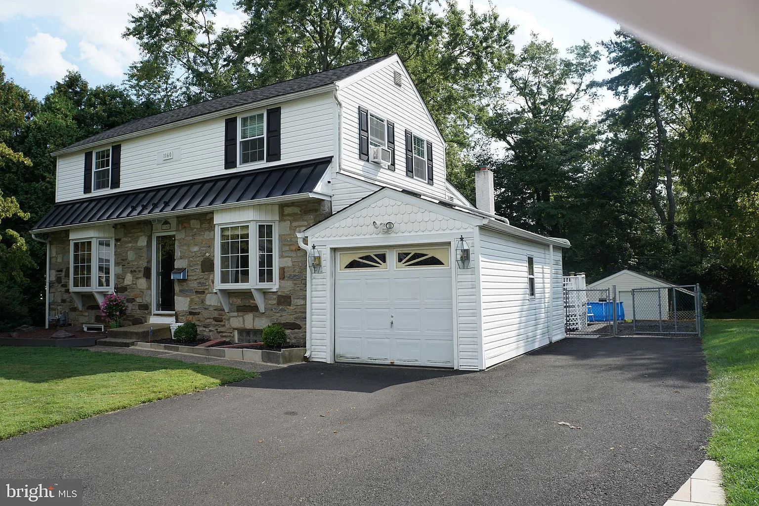 1160 Cambridge Rd photo 1