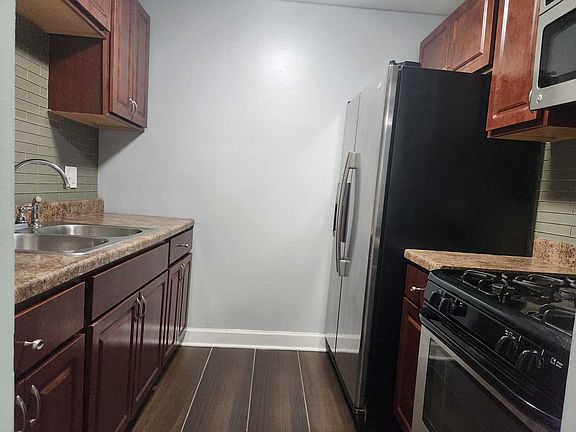 4th image of 575 Heritage Dr APT 107