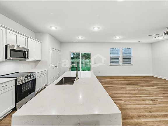 4th image of 116 Marie Cir