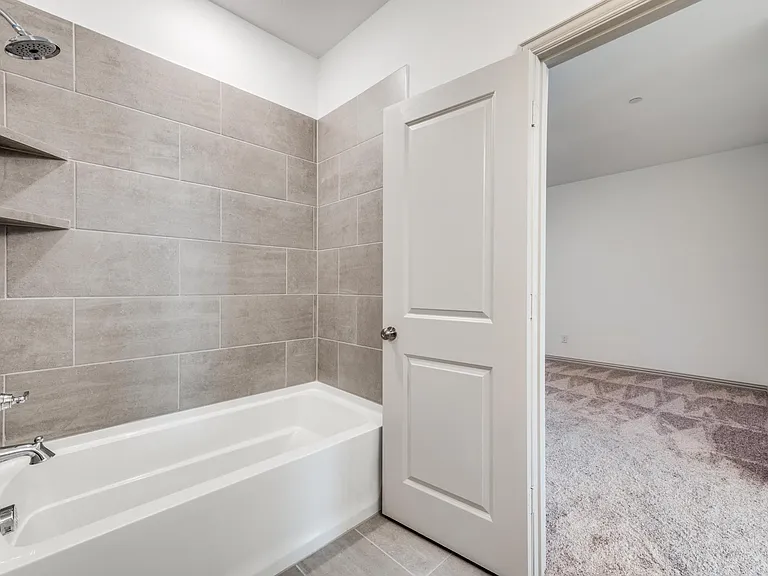 15866 Yellow Elder Rd — Photo 21