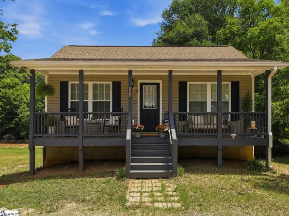 270 Circle Dr, Pendleton, SC 29670