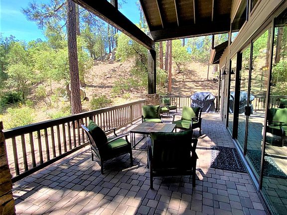 4th image of 507 N Pine Island Dr