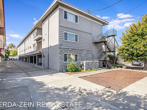 2nd image of 2136 Lincoln Ave #9877957