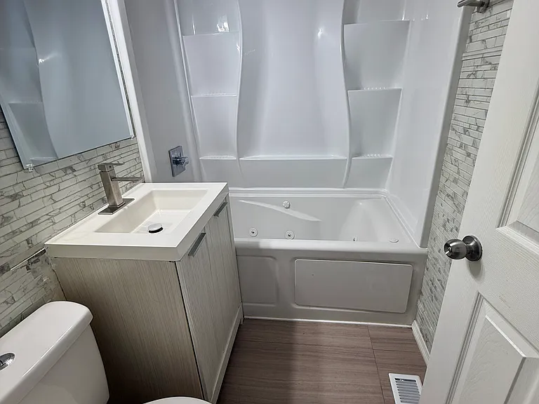 4449 Eichelberger Ave — Photo 6