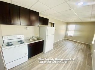 1000 Oregon St #3, Oshkosh, WI 54902