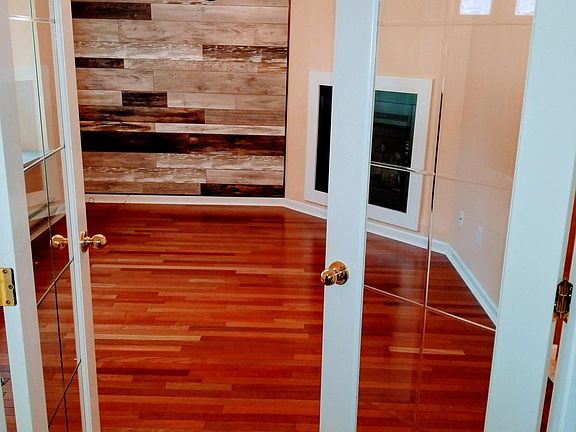 Family room/Dining room