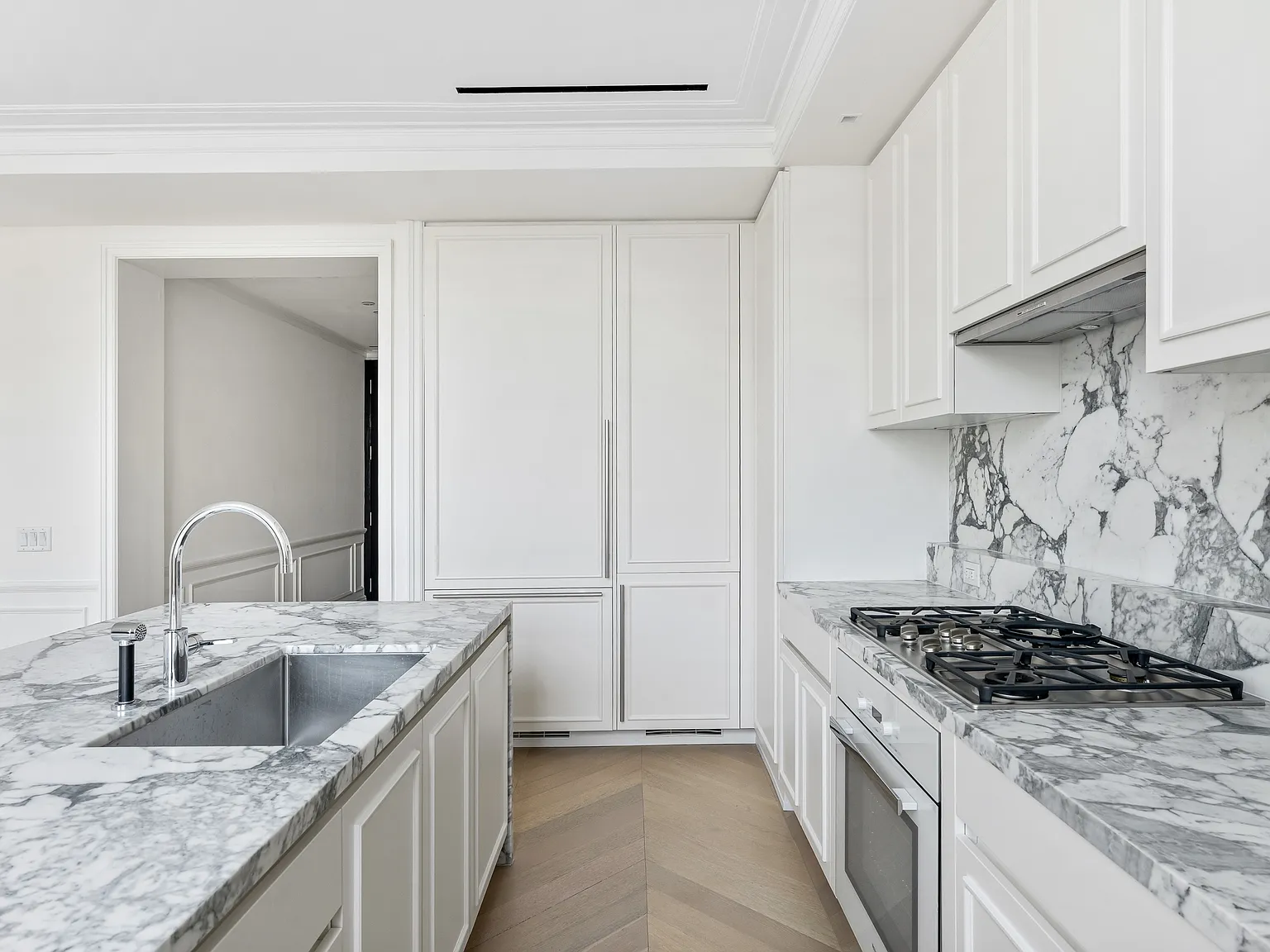 108 Leonard Street — Photo 4
