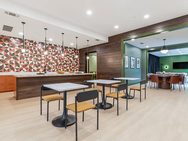 Residences at OAK — Photo 16