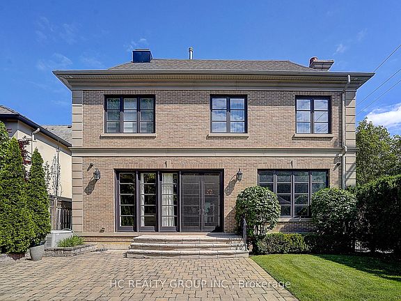 5th image of 119 Strathallan Blvd
