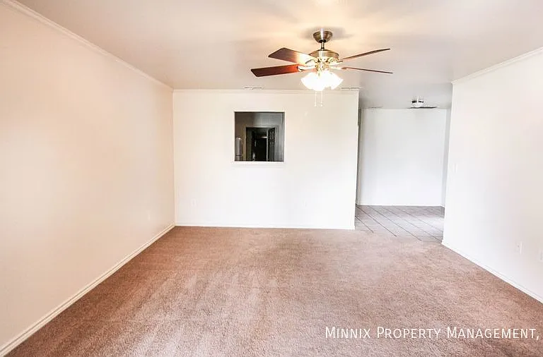 307 N Clinton Ave #A — Photo 2