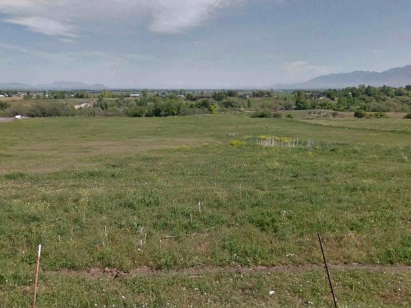 2835 W 5700 S, Wellsville, UT 84339