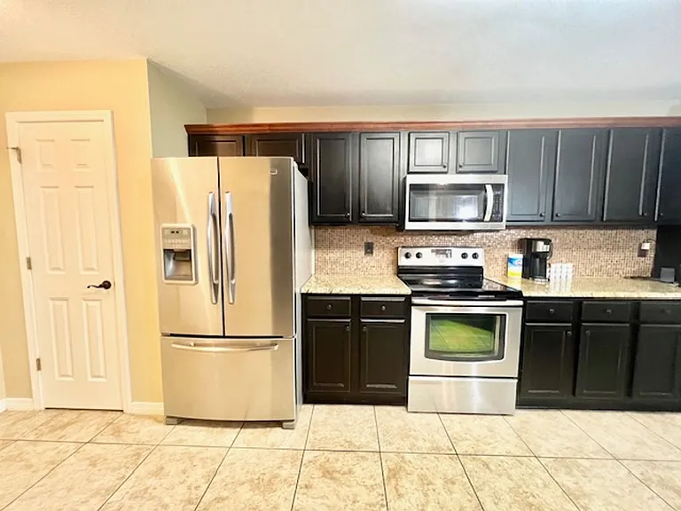 655 County Line Rd — Photo 7