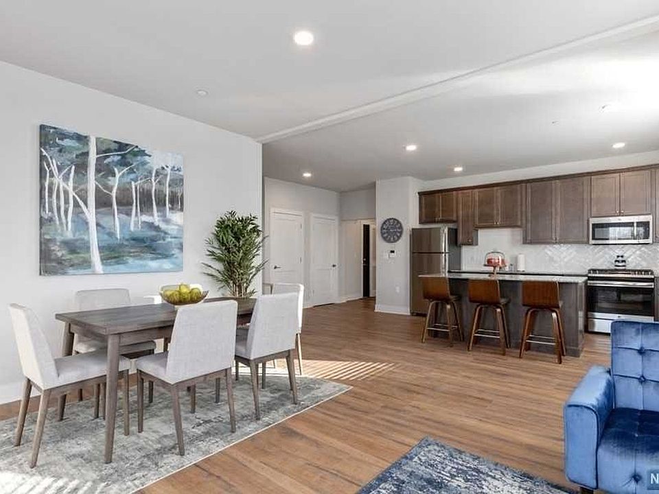 1st image of 502 Van Bussum Ave #201A