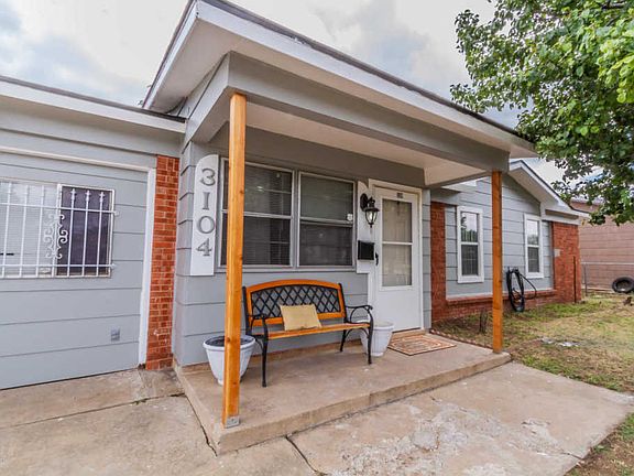 3rd image of 3104 Oak Dr
