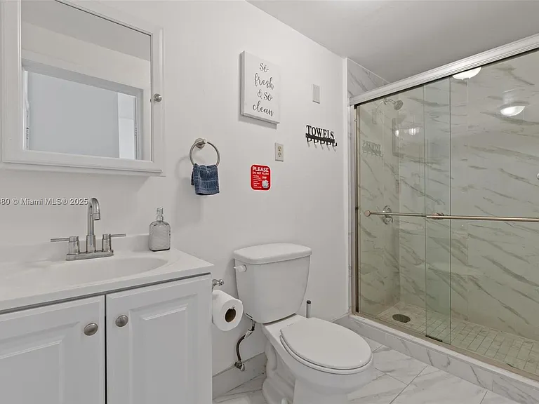 2453 SW 17th St #2453 — Photo 14