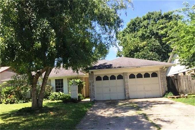 1st image of 10803 Mackenzie Dr