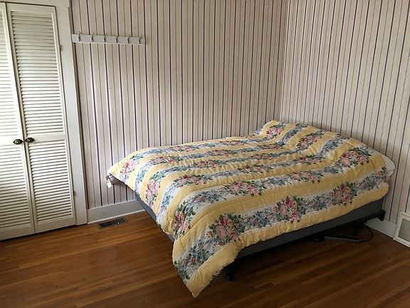 Second main floor bedroom