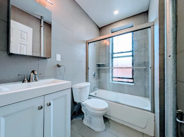 640 Carroll Street image 6 of 7