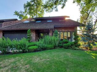 5 Lucas Dr #5, Palos Hills, IL 60465