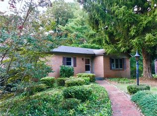 109 Shannon Rd, Hendersonville, NC 28791