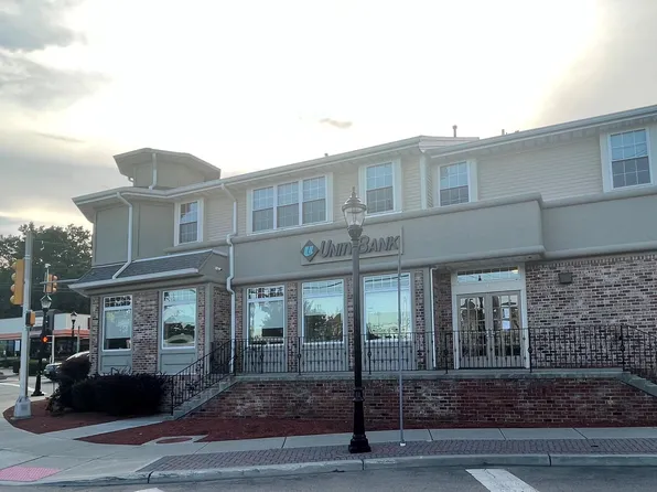 4 Emerson Plz W Unit C, Emerson, NJ 07630