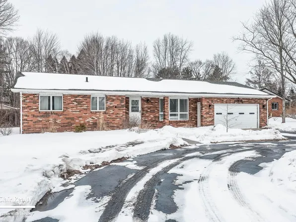 3090 N River Rd, Fort Gratiot, MI 48059