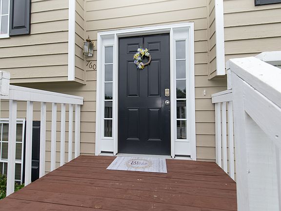 3rd image of 760 Fawn Ct
