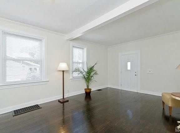 4th image of 5230 Lisette Ave