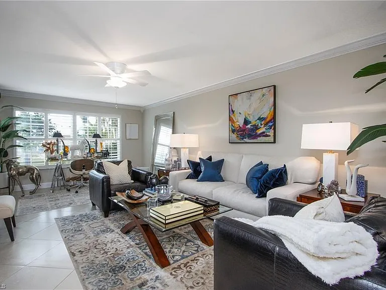 4200 Belair Ln #113 — Photo 1