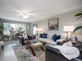 4200 Belair Ln APT 113, Naples, FL 34103