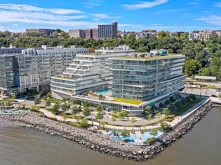 800 Avenue At Port Imperial #619 — Photo 2