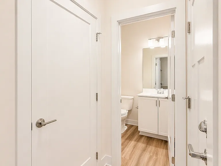 Hughes Century Crossing Townhomes — Photo 28