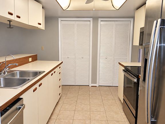 5th image of 3233 Abeline Rd