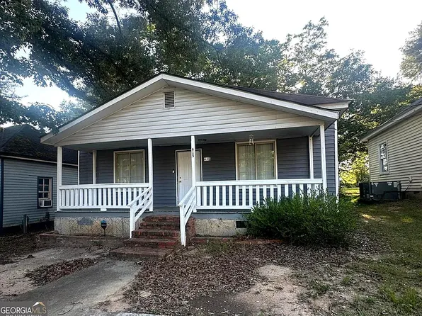 615 N 17th St, Griffin, GA 30223