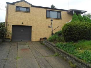 207 Bradshaw Dr, Sewickley, PA 15143