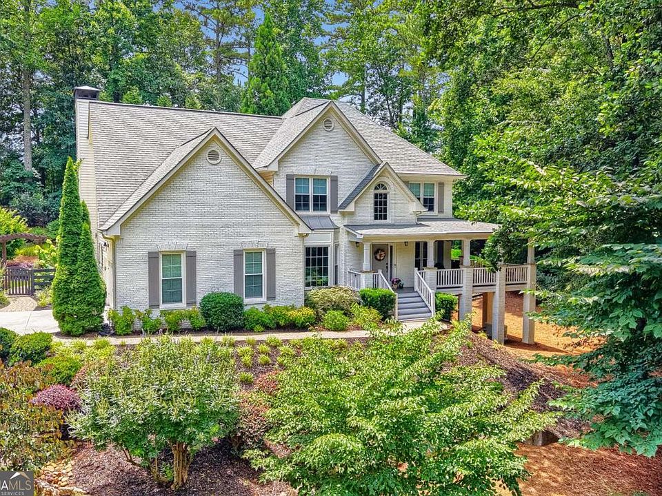 1st image of 165 Northern Oaks Ct