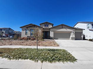 7487 Fortaleza Ave, Elk Grove, CA 95757