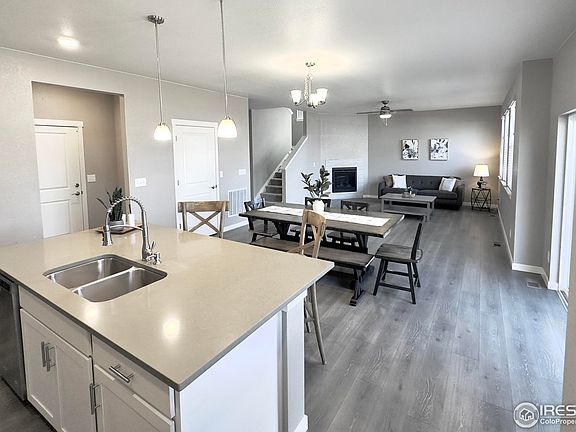 5th image of 1732 Floret Dr