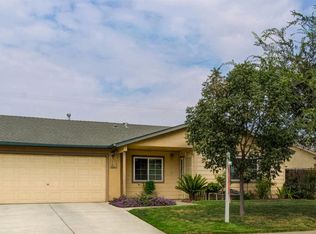 12622 W A St, Biola, CA 93723