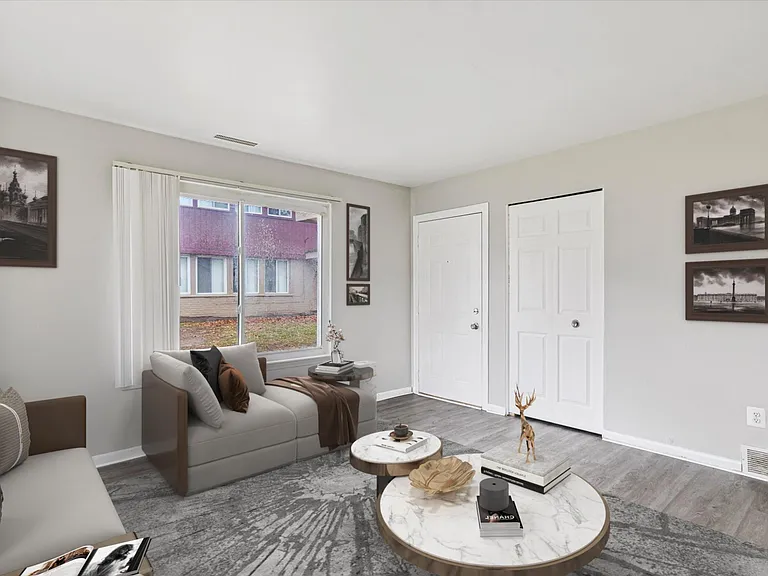 Village Grove Apartments — Photo 19