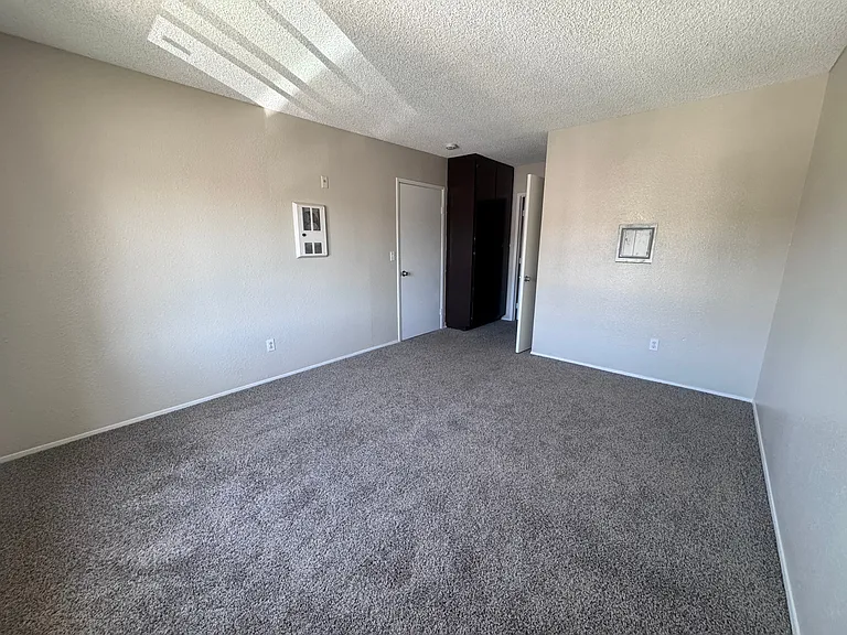 3240 Olive St — Photo 35