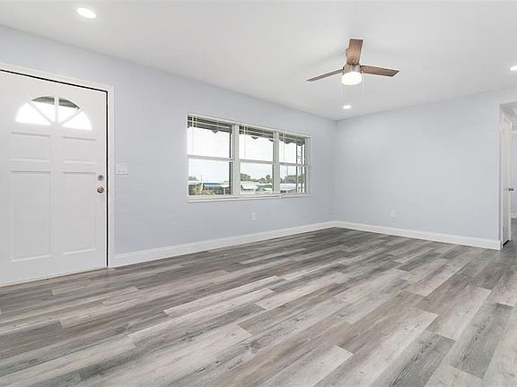 3rd image of 46 E Crest Ave