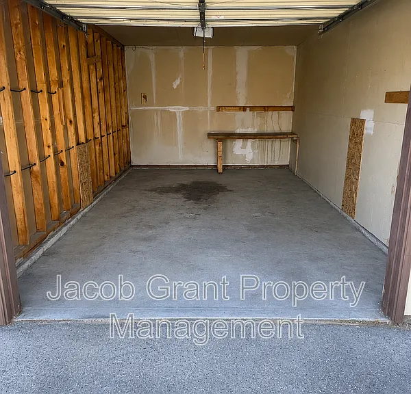 796 Whittier St #2 — Photo 9