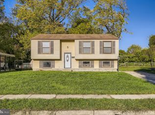 7002 N Alter St, Gwynn Oak, MD 21207